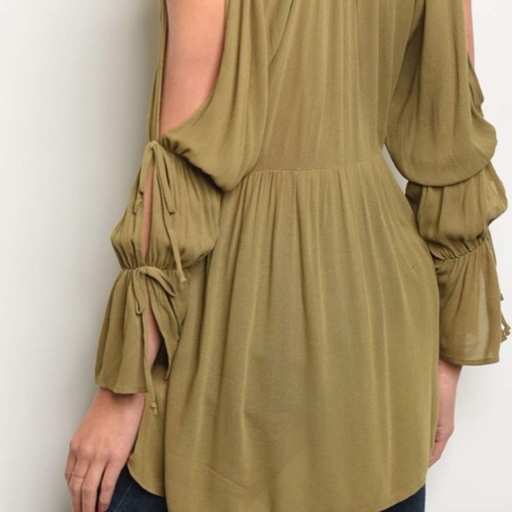 Open Shoulder Tunic - Picture 4 of 4